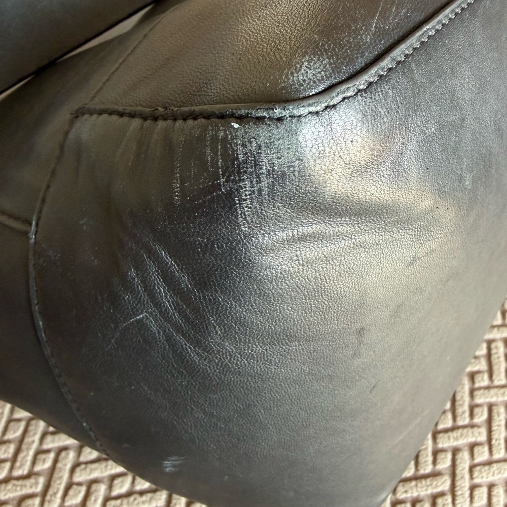 AllSaints BLACK
Alba Leather Hobo Bag Good used condition - Picture 10 of 16